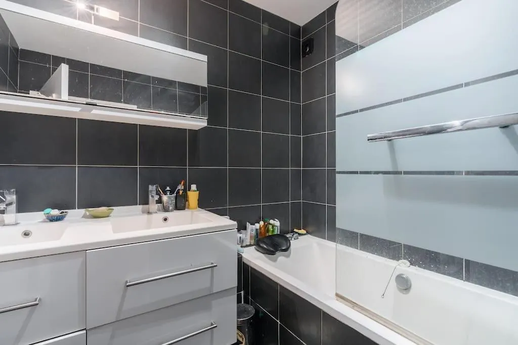 Appartement Paris Centre 0*,